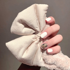 氣質短款白色銀鑽穿戴甲成品美甲甲片24片假指甲貼片ins流行甲片