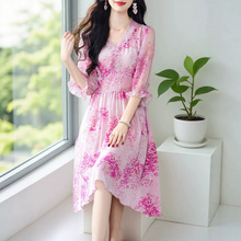 ���ľ����B��ȹ��ɫ�黨��zɣ�Q�zȹ�ӽ�������Ư����Ů�b69465