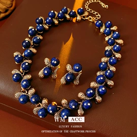 耳环;项链;手链