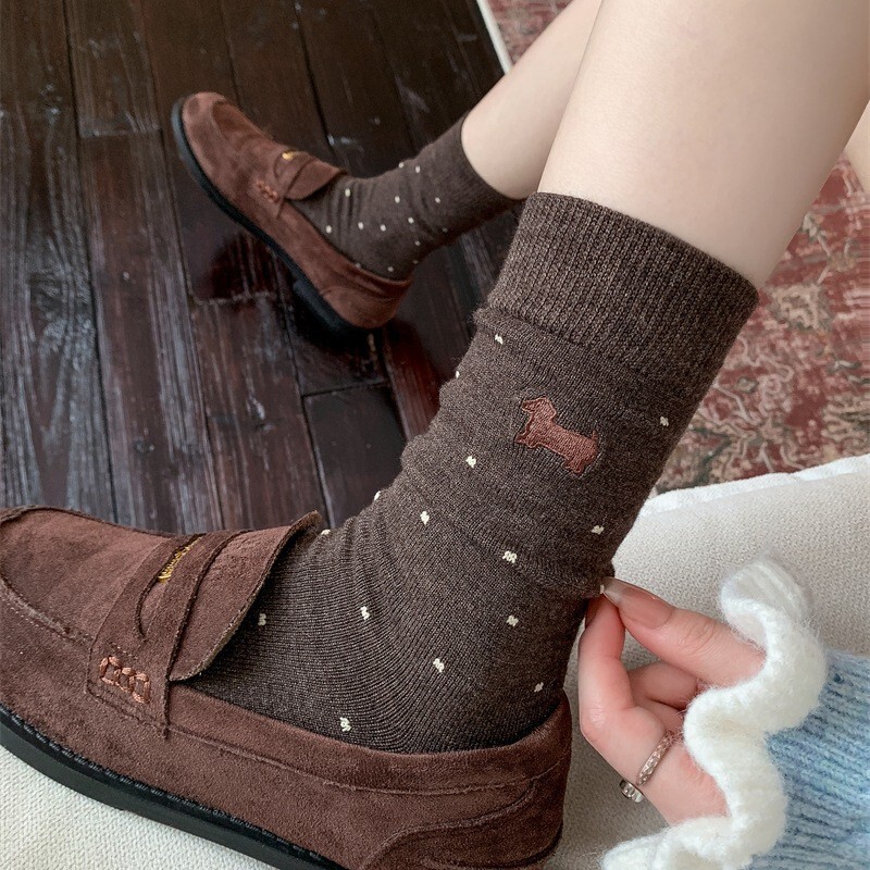 Cashmere Socks for Women in Autumn and Winter Cartoon Dachshund Puppy Embroidered Polka Dot Mid-Calf Socks Wool Socks Warm and Thickeneded Pile Socks