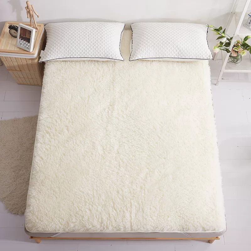 Winter mattress, keep warm non-slip carpet