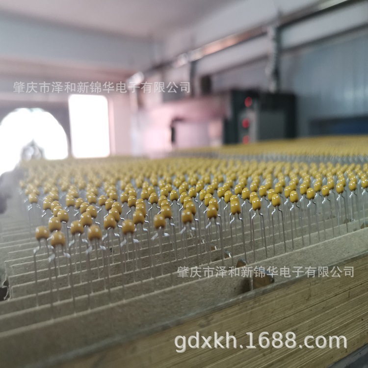 立式独石电容 0805N471J 470pF 100V  插件电容器 陶瓷电容器厂商