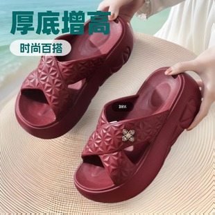 ��ЬŮ�⴩������ߕr��ܛ�׷����n�泬�߸�Ů���Ь�����W�t��
