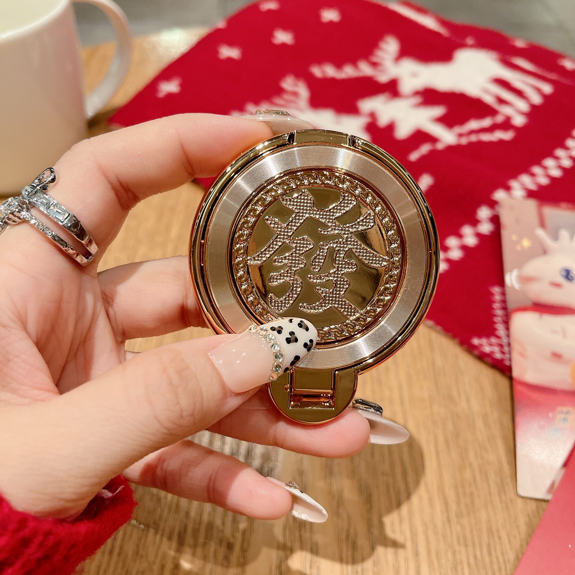 Año Nuevo para ganar dinero y descomprimir giroscopio giratorio soporte de succión de teléfono móvil perezoso caso de teléfono móvil soporte creativo universal