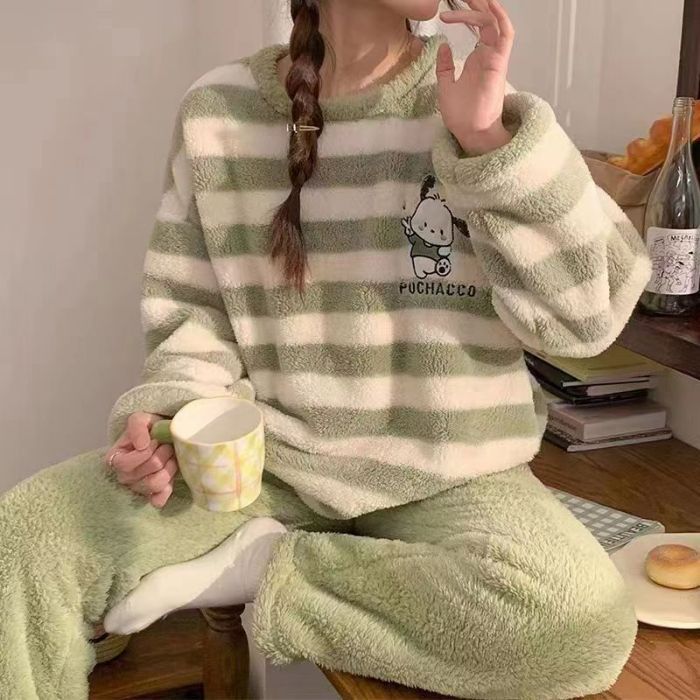 Transfronteriza mayorista otoño invierno pijama franela espesa mujer dulce dibujos animados casuales mangas largas chaqueta explosiva ropa para el hogar