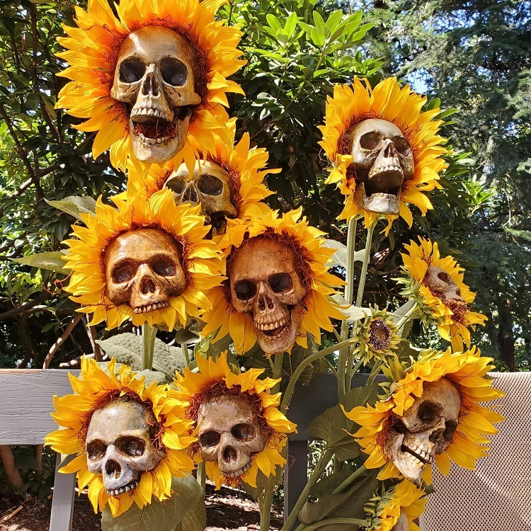国境を越えたハロウィーン装飾品ヒマワリの頭蓋庭園のシミュレーション花の置物|undefined