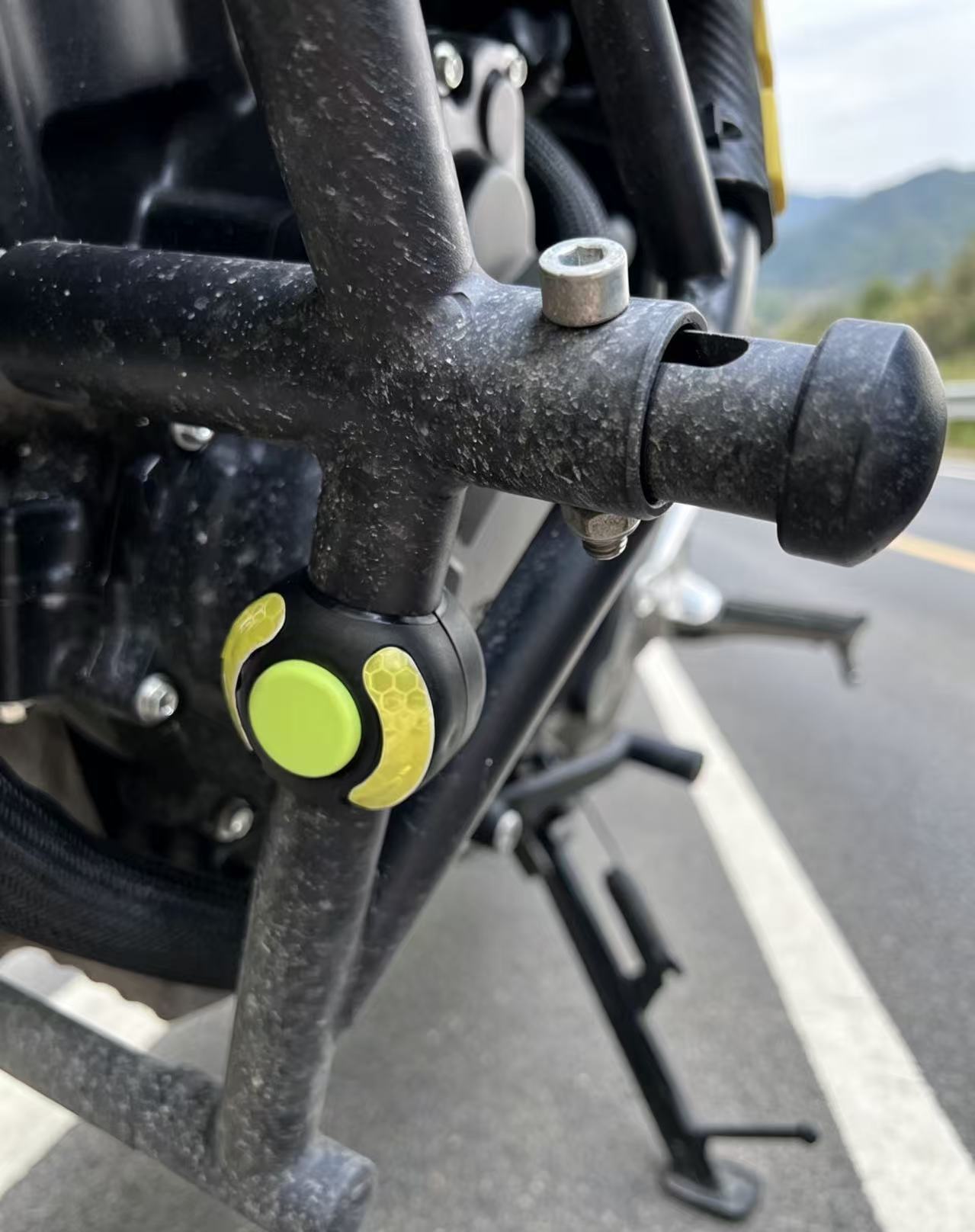 Electric vehicle anti-collision block guard bar reflective anti-collision cover 22mm/25mm accessories for Yadi, Aima, and Ninebot electric vehicles