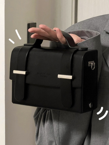 2024 early autumn new niche ins black bag women's versatile small variance shoulder bag crossbody bag Cambridge bag