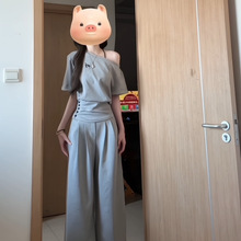 һ�ּ��ԸЕr�����e���bŮ�ļ��¿�¶�����+���ѝ+��ȹһ�����b