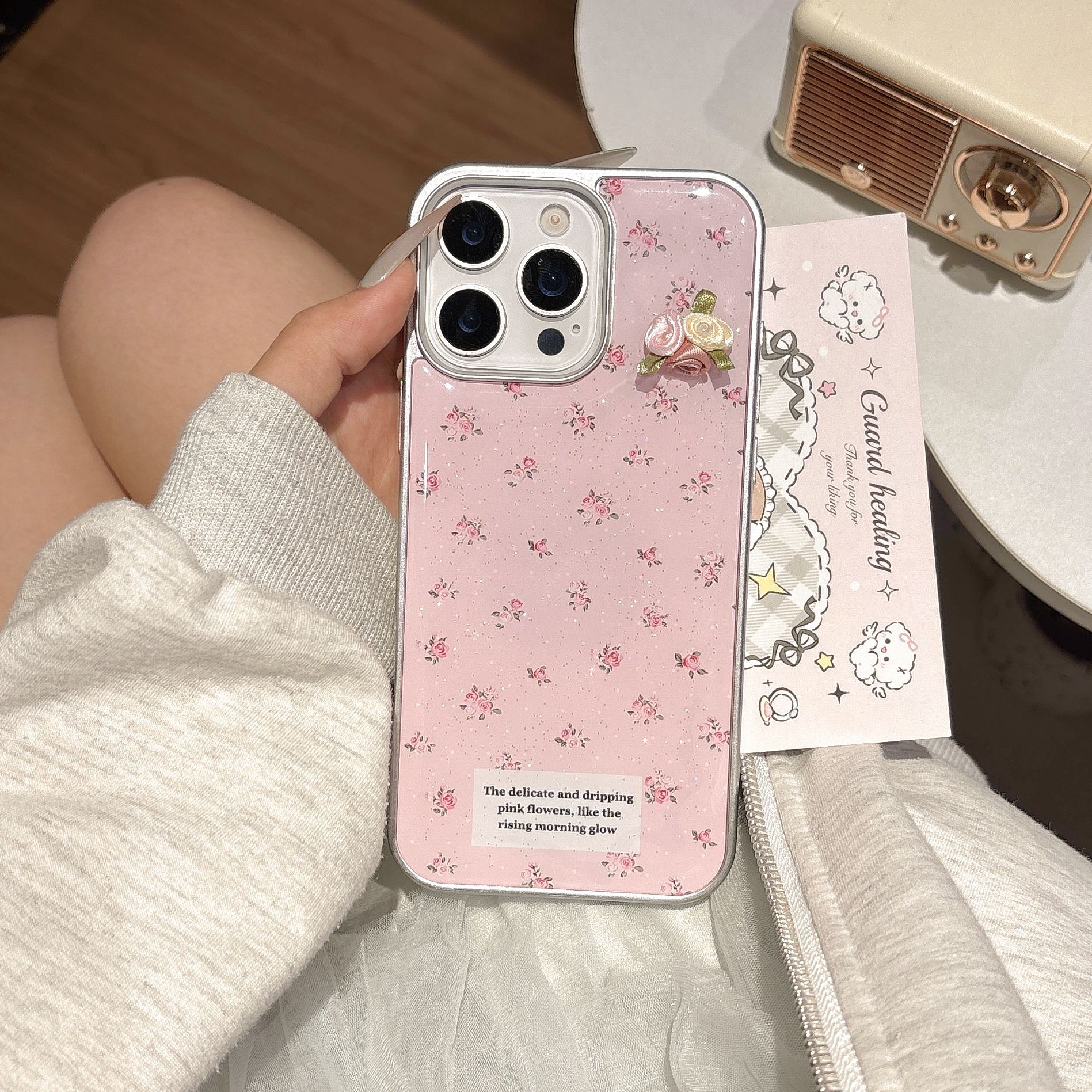 Rosa epoxi niña corazón pequeño floral adecuado para Apple 16ProMax funda para teléfono móvil 15Pro nicho 14/13 mujer 15