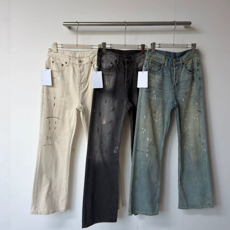 Top-tier AC vintage jeans 2021m, distressed high-waisted 1891m, leather patchwork, studded, crinkled, loose wide-leg, distressed look Top-tier AC vintage jeans 2021m, distressed high-waisted 1891m, leather patchwork, studded, crinkled, loose wide-leg, distressed look