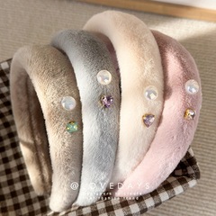 新款珍珠水鑽高顱頂毛絨發箍女時尚百搭外出洗臉寬邊發卡頭箍秋冬