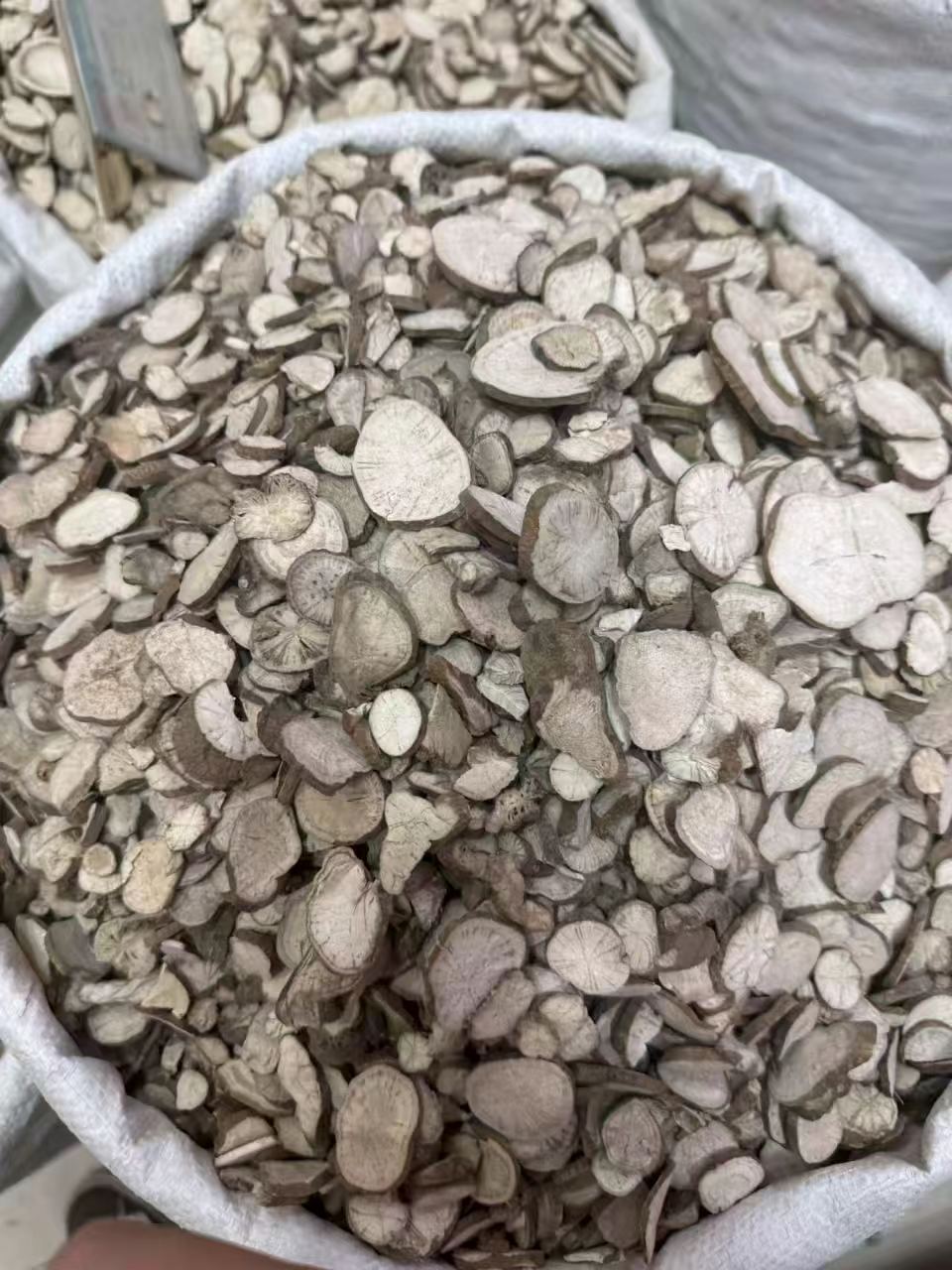 Fang Ji Dried Stephania Root Slices Han Fang Ji Traditional Herbal Decoction Ingredient 1000g Bag quality and texture
