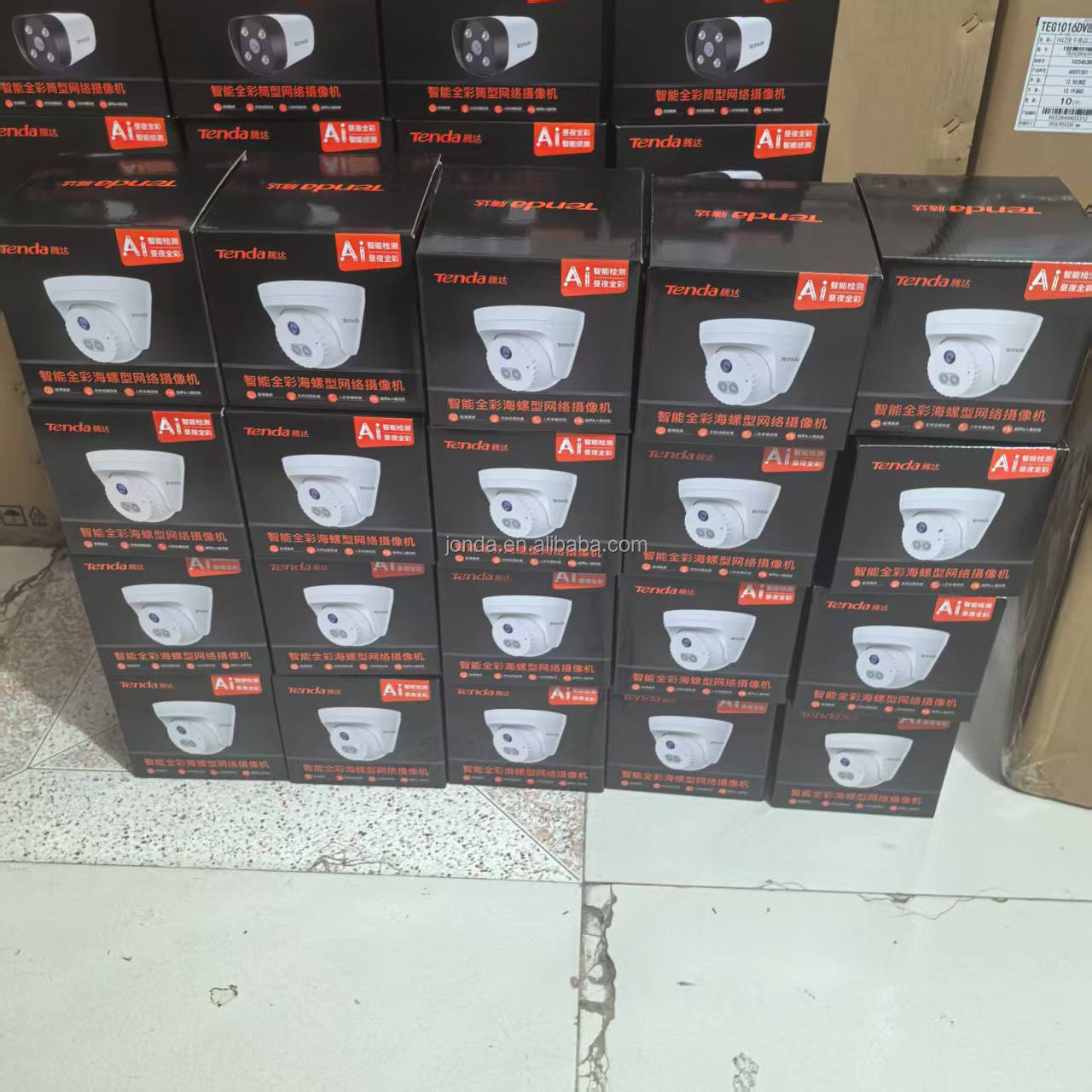 Tenda 4MP POE and DC IP Camera Full-Color  IP67 Waterproof