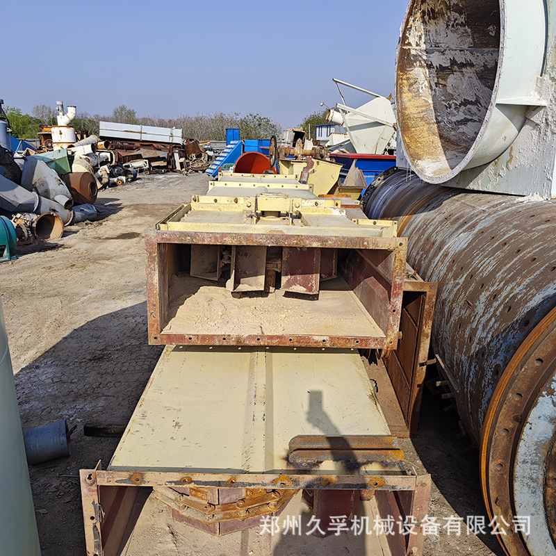 供应多台ne30二手板链提升机 长度可调节矿用垂直上料机成色准新