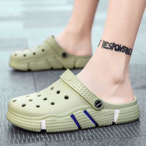 Summer Croc Shoes Men's Trendy Anti-Slip Soft Sole Hollow Baotou Sandals for Outerwear Thick Soled Beach Men's Slippers Wholesale