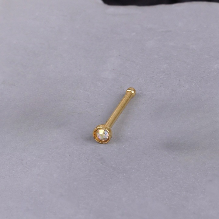 Piercing de nas cu urs și inimă în stil de lux discret_voghion.com