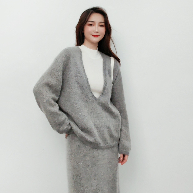 Surprise Upper Body Loose Deep V Neck Pure Cashmere Plush Knitted Pullover for Women 2023 New Cashmere Sweater