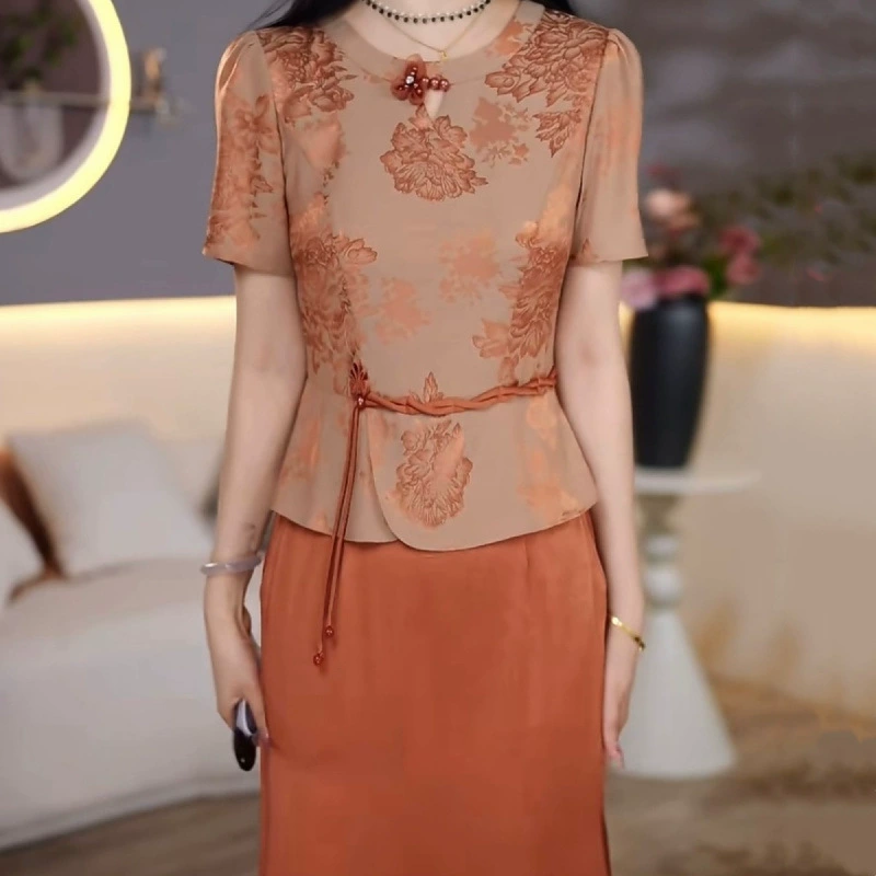 Элегантное платье в западном стиле 2025 года, новый летний фасон, утягивающее талию, скрывающее фигуру, омолаживающее, модная юбка средней длины