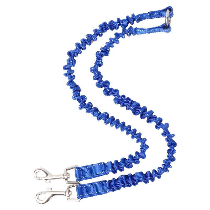 Amazon Venta caliente correa elástica de doble cabeza correa de perro un arrastre dos perro cinturón elástico a prueba de explosiones correa para mascotas