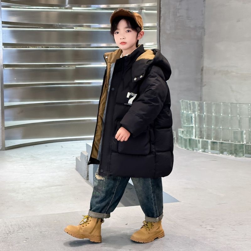 Chaqueta acolchada de invierno para niños de longitud media 2024 nueva chaqueta acolchada de plumón para niños chaqueta acolchada para niños de tamaño mediano
