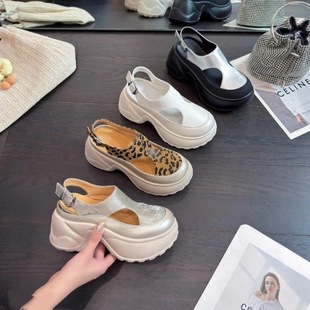 Small Hollow Toe Sandals for Women's Outer Wear 2025 Summer New Thick-Soled Platform Sandals Versatile Casual Fashion Sandals