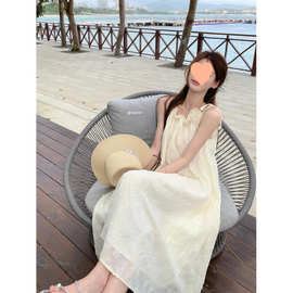 重工刺绣提花吊带连衣裙女夏季2025新款温柔甜美初恋裙度假风长裙