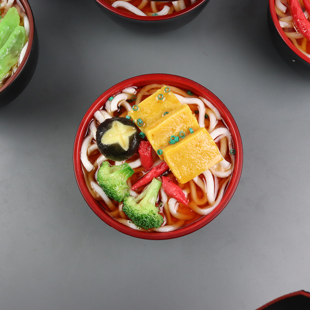 말린 두부, 표고버섯, 브로콜리 우동