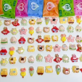 饰品配件;盲盒玩具/盲袋玩具/洞洞乐;钥匙扣及钥匙扣配件