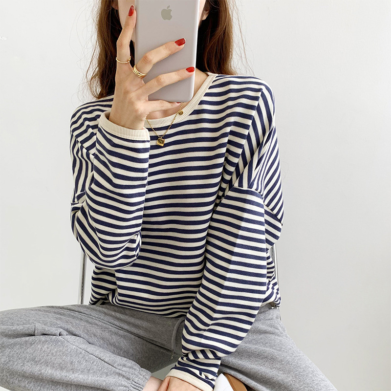 Contraste de color a rayas suéter para las mujeres Otoño e Invierno Nuevo Diseño flojo ocasional estilo perezoso Delgado manga larga cuello redondo top