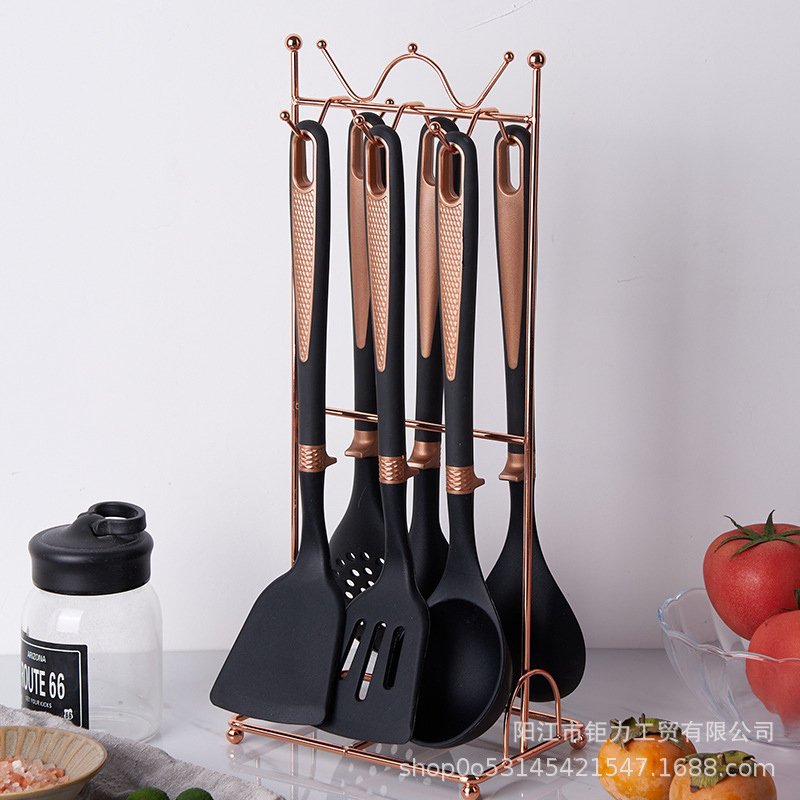 Spot sartén antiadherente, espátula, cuchara de silicona, colador, cerca, cocina, pala, cuchara, juego de utensilios de cocina de silicona con rejilla