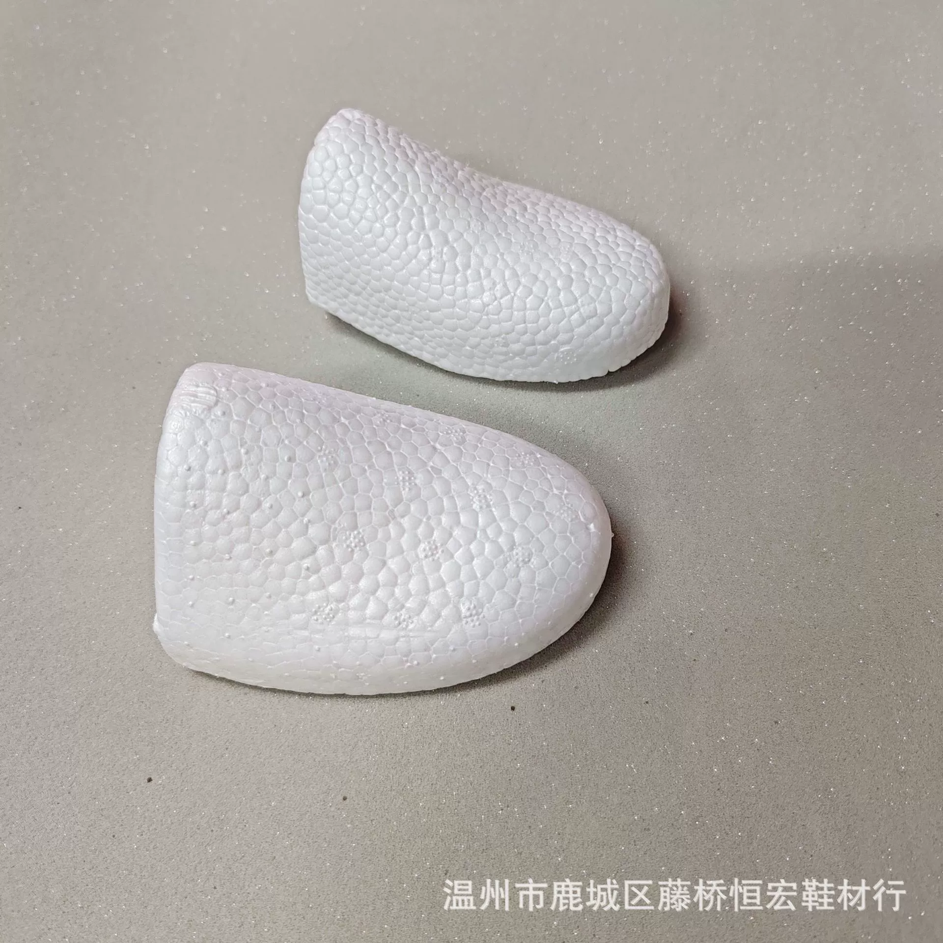 Готовые поставки женской пенопластовой подкладки для обуви, бумажные носилки для обуви на плоской подошве, повседневная поддержка обуви, одноразовый носок, устойчивая к давлению обувь