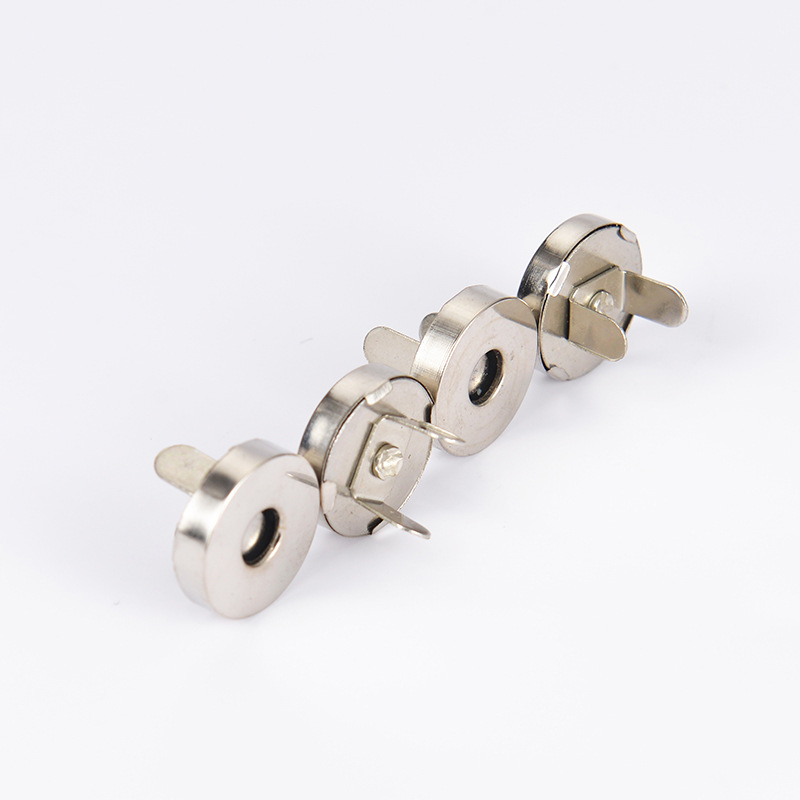 14 - 18MM redondo sin costura ferromagnética bolsa de botón oculto accesorios de bolsa de oro de cuatro colores opcionales