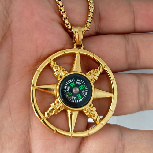 Rotatable Compass Necklace for Men and Women, Versatile Simple Titanium Steel Personal Hip-Hop Pendant, Trendy Brand Sweater Chain Accessory