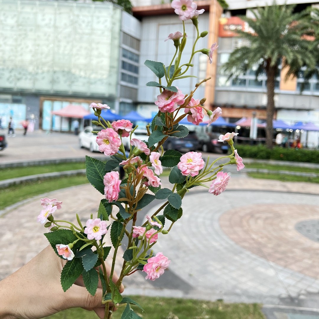 Simulación del Día de San Valentín rosa fabricante 3 sola rama multi-cabeza rosa decoración de la boda flor falsa al por mayor