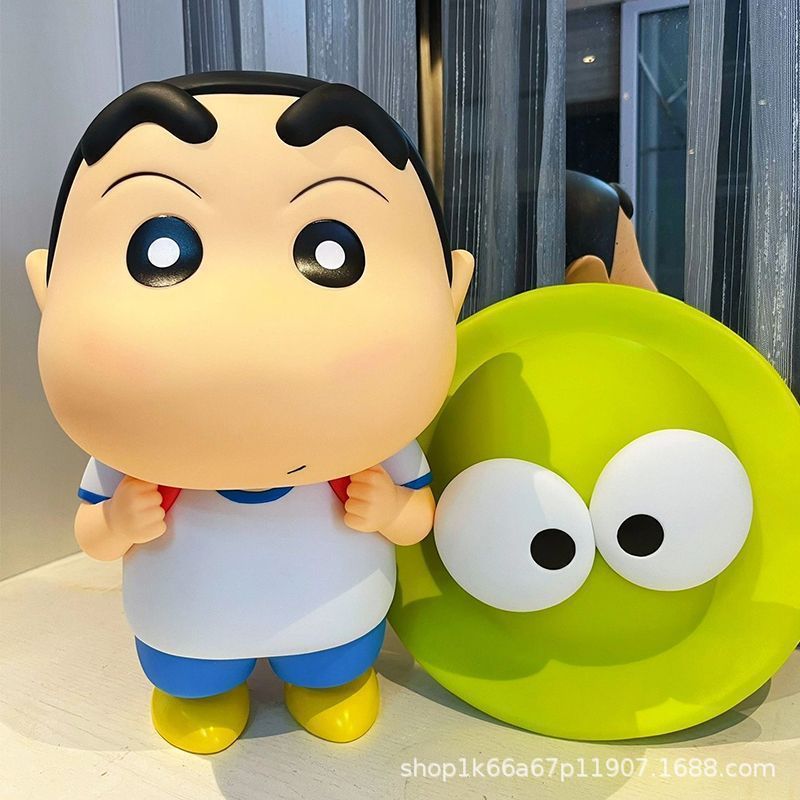 新しいクレヨンしんちゃんフィギュアカエルしんちゃん装飾品アニメ漫画トレンディなおもちゃ人形かわいいデスクトップギフト|undefined