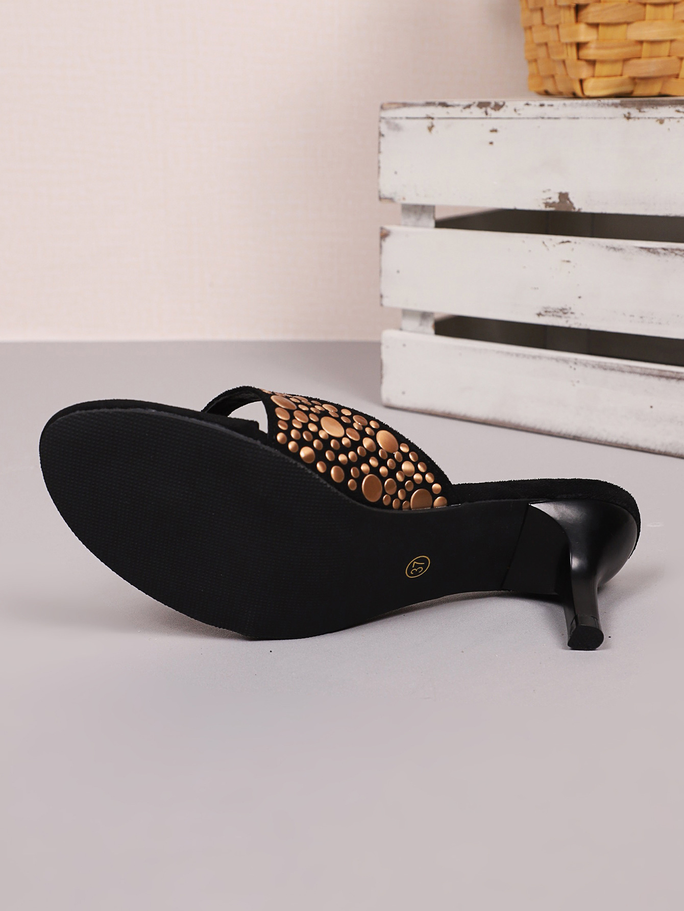 Women's European And American Style Stiletto Heels Flip Flops Plus Size Summer Suede With Stud Embellishments_vogvips.com