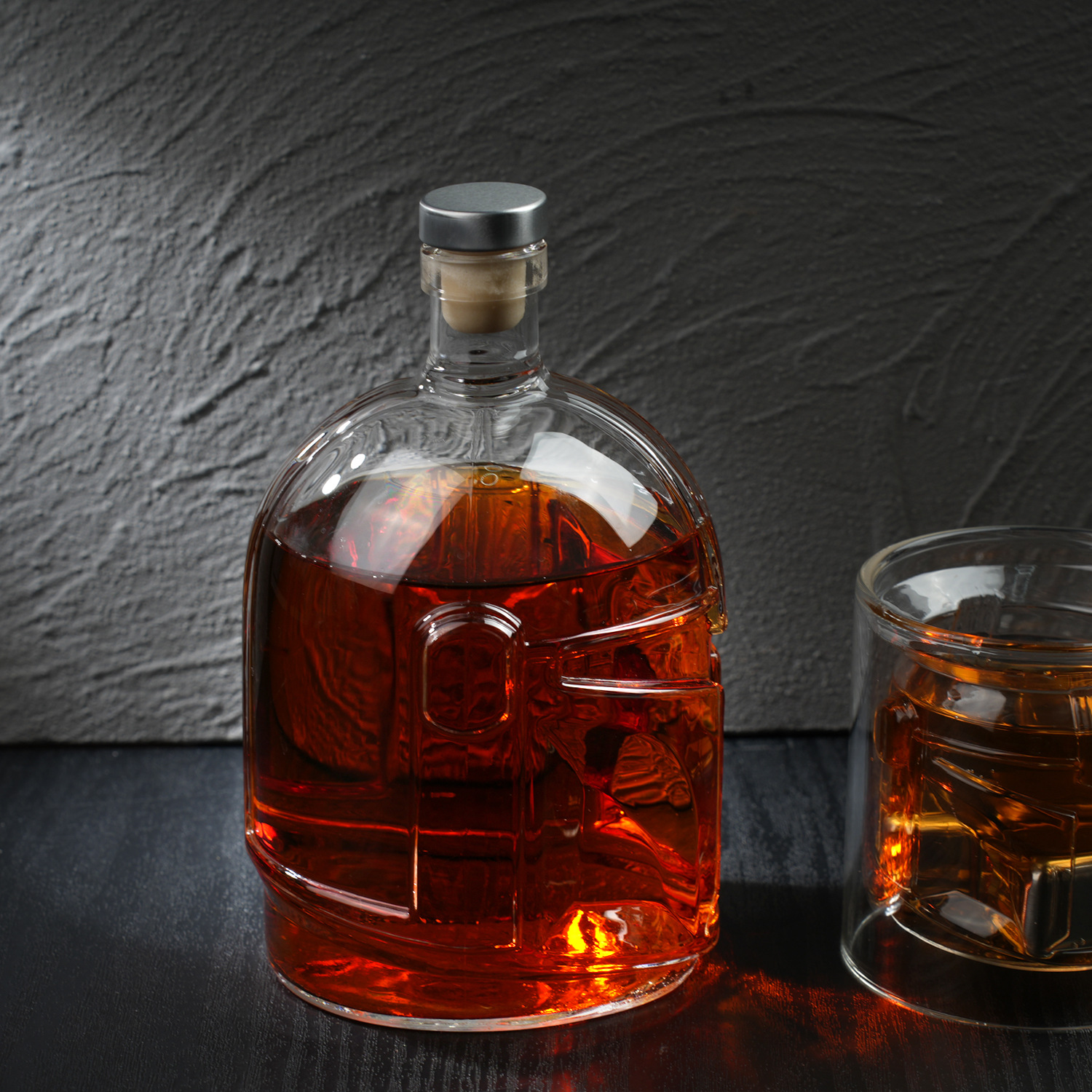Galaxia whisky decanter alto borosilicato botella de vidrio creativo transparente whisky casco gafas tazas de vino