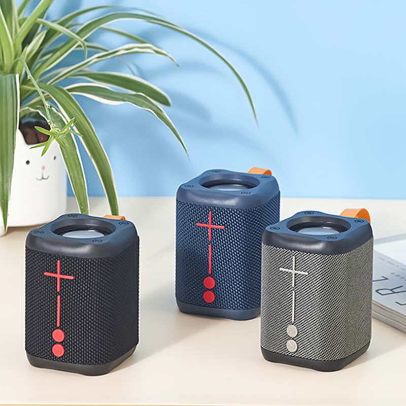 M7ワイヤレスbluetoothスピーカー携帯電話車載サブウーファusbディスク屋外ポータブルミニbluetoothオーディオスポット|undefined