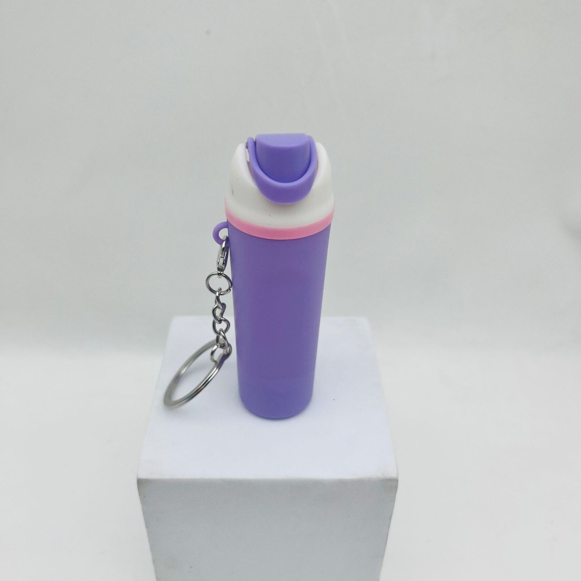 Explosivos transfronterizos Stanley Stanley Stanley llavero colgante día de la madre llavero puede poner lápiz labial colgante de mochila image 52