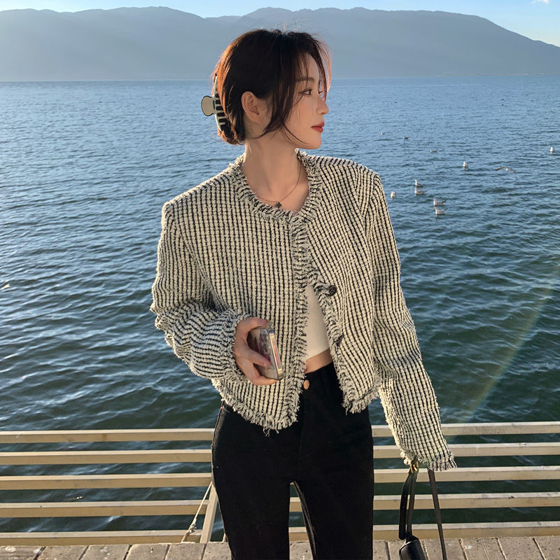 黑色条纹小香风外套女2025早秋新款法式气质感时髦百搭短上衣|undefined