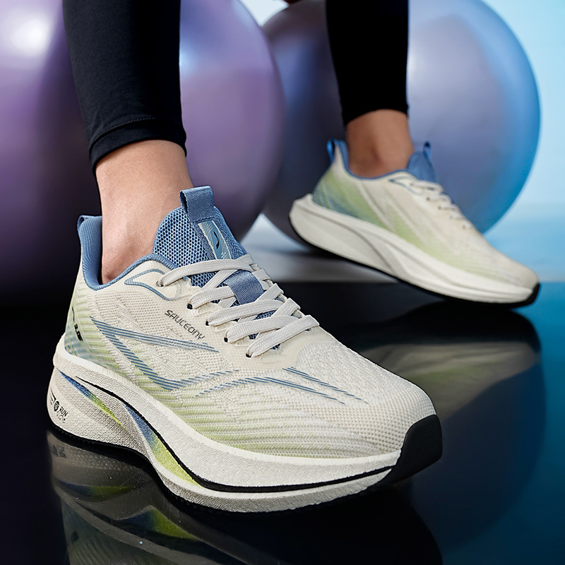 Zapatos para correr de carreras ultraligeros de palomitas de maíz de todo fósforo para jóvenes, amortiguación para hombres, antideslizante y transpirable, zapatos deportivos de tablero de carbono para estudiantes, marea