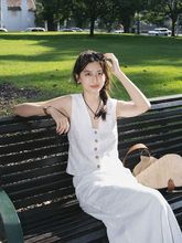 简约代发白色v领无袖马甲背心女夏季时髦气质高腰包臀长裙两件套