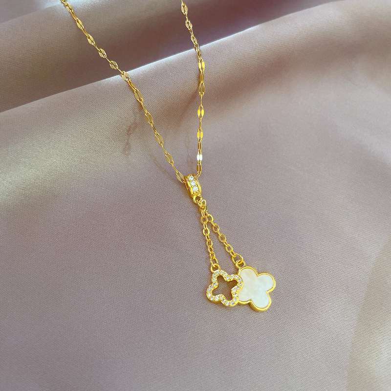 Fashion Four Leaf Clover Titanium Steel Inlay Artificial Diamond Pendant Necklace 1 Piece