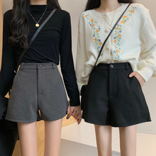 西装毛呢短裤女秋冬款2023宽松休闲直筒高腰阔腿配靴裤子气质通勤
