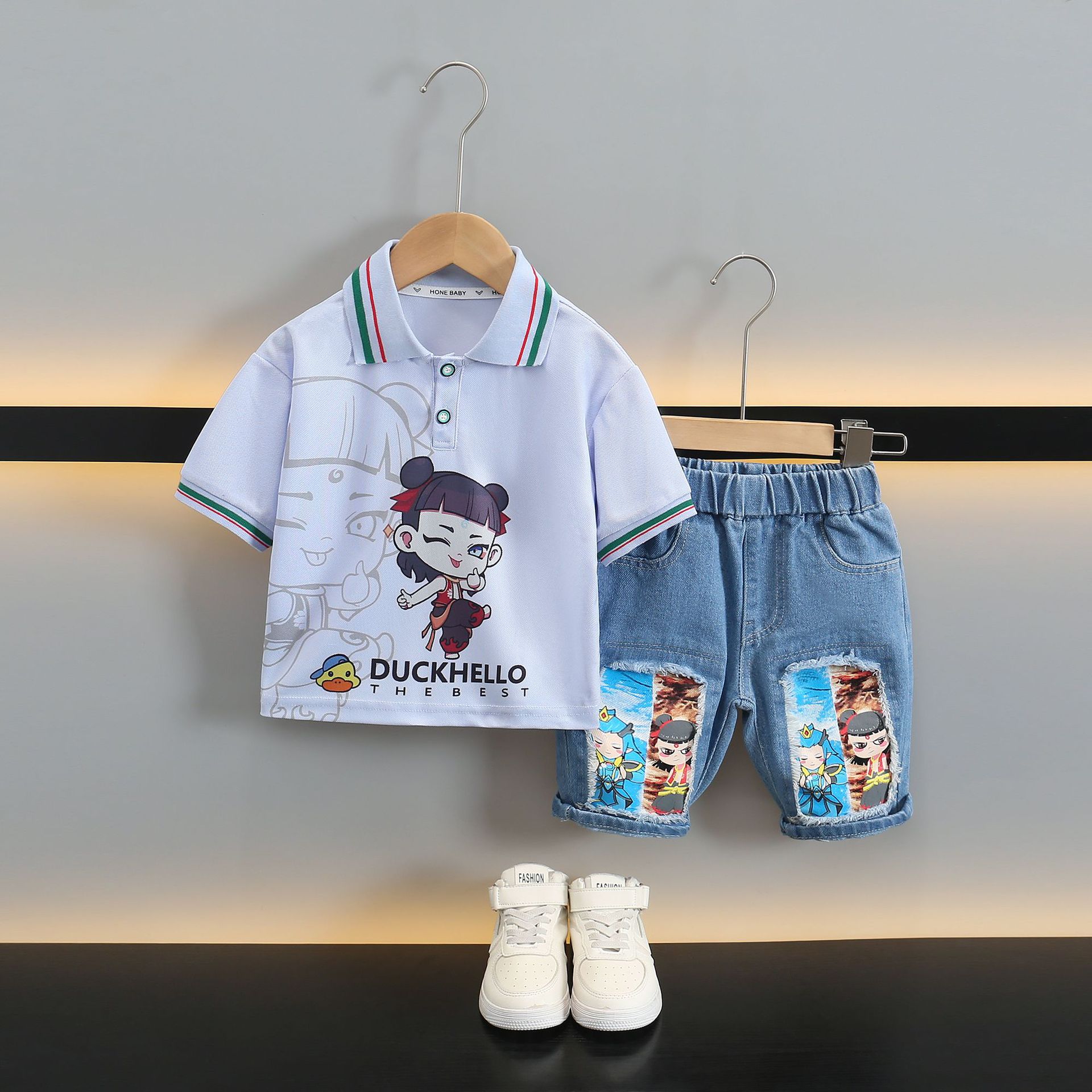 7785 traje de verano para niños 2025 nuevo traje de dos piezas de manga corta de moda para niños ropa delgada de verano para bebés de moda