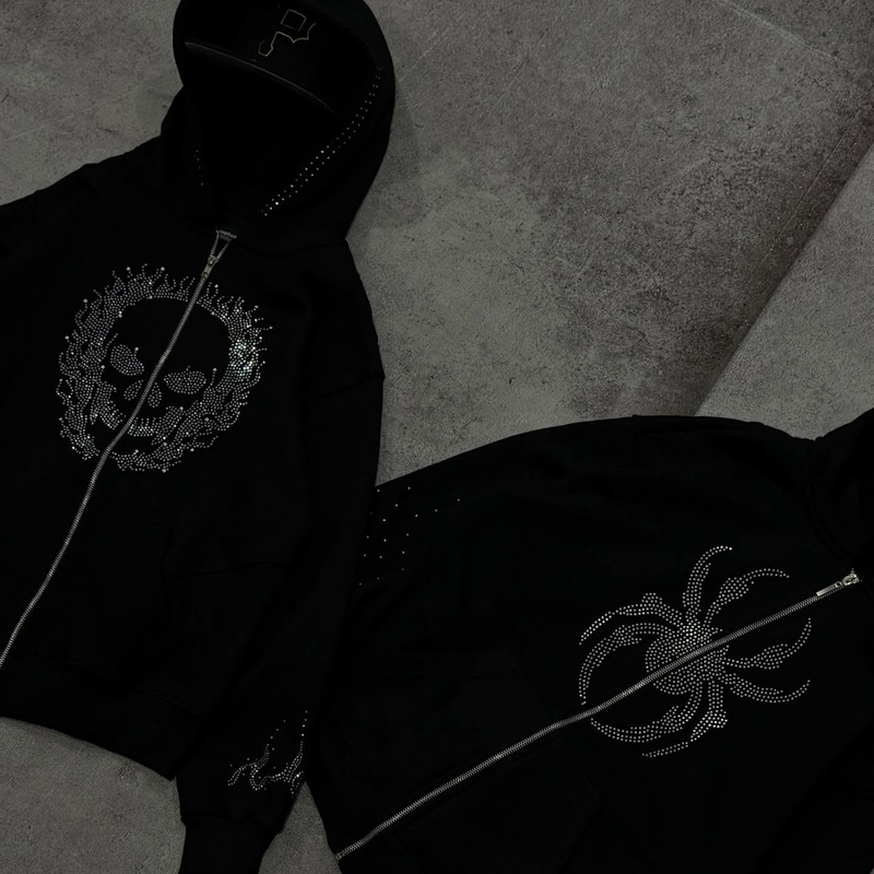 European and American Cross-Border 2026 Autumn and Winter New Style Skull Spider Rhinestone Printed Sweatshirt Men's Street Gothic Style Cardigan Sweatshirt European and American Cross-Border 2026 Autumn and Winter New Style Skull Spider Rhinestone Printed Sweatshirt Men's Street Gothic Style Cardigan Sweatshirt