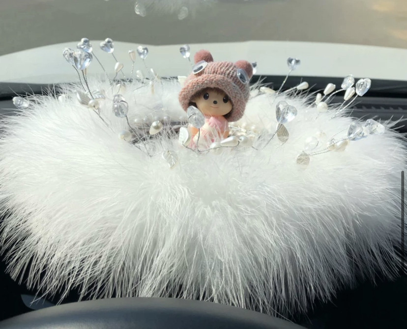 Coche de dibujos animados KT gato globo adornos accesorios traje de tres piezas plástico decorativo otro
