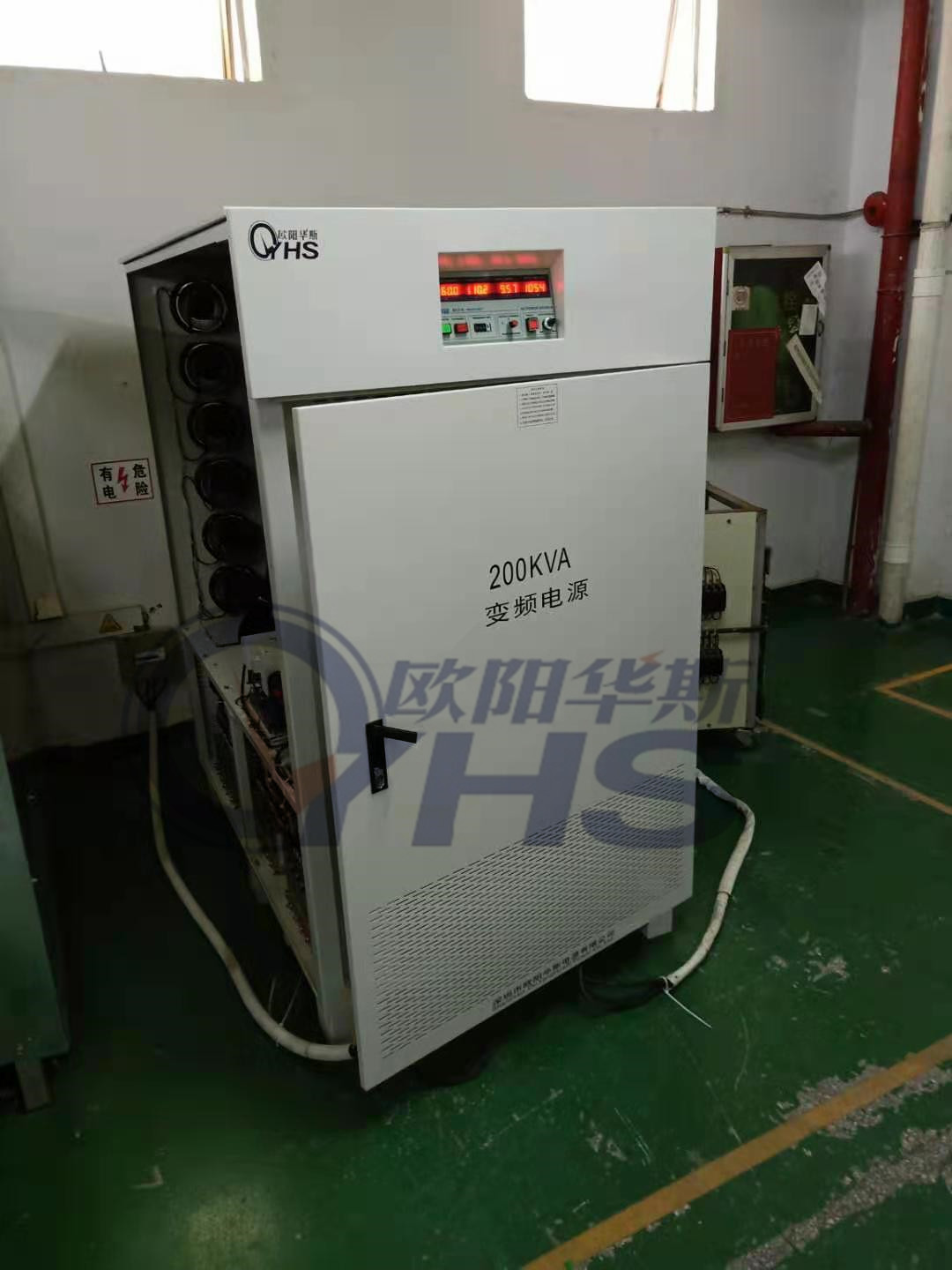 ŷ����˹����200KVA��Ƶ��Դ����������������������380V��50HZ
