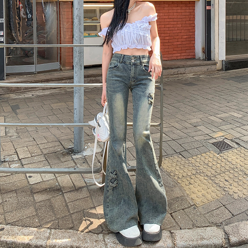 Retro jeans with bow